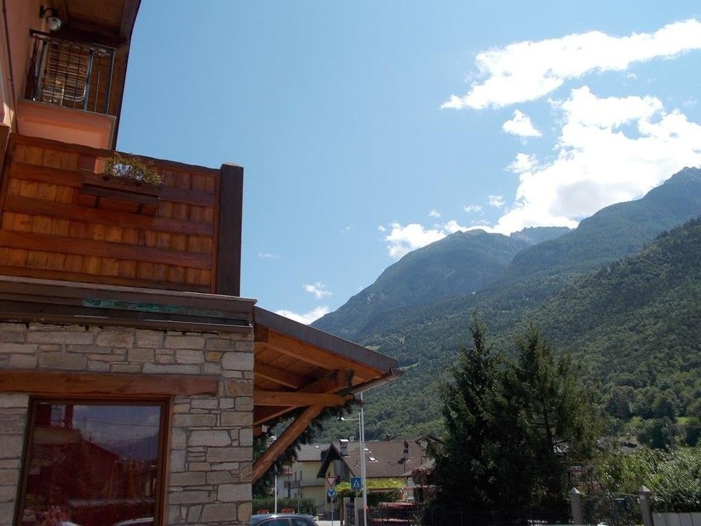 Sottosopra Alps Apartments & Rooms Charvensod Exteriér fotografie